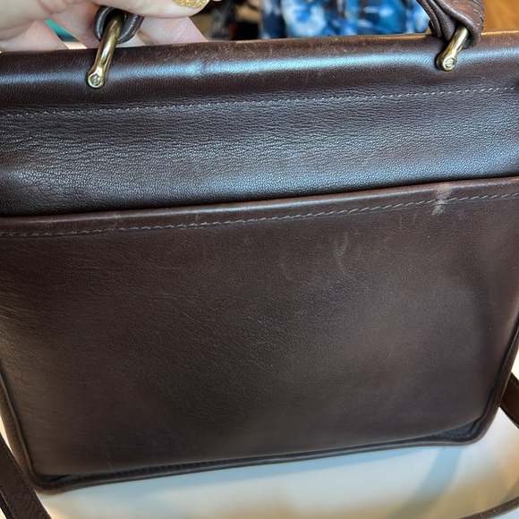 Coach - vintage WILLIS leather crossbody, dark mahogany - Picture 3 of 15